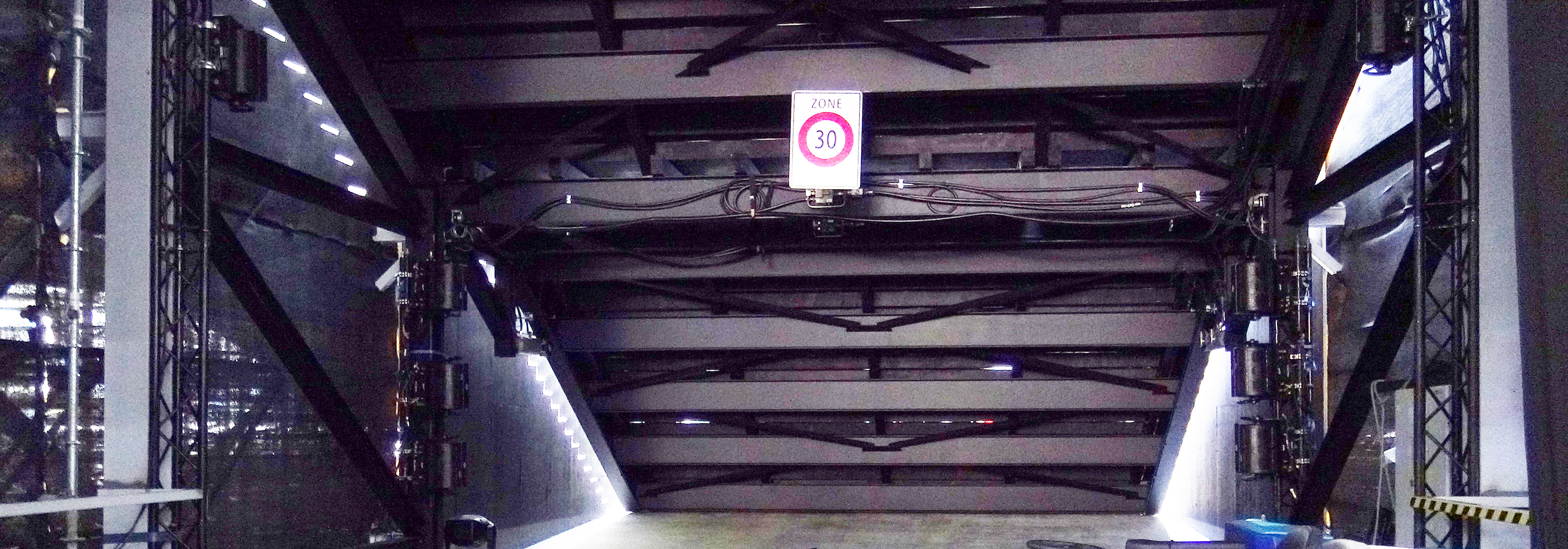 DSC05568narrowbright150crop