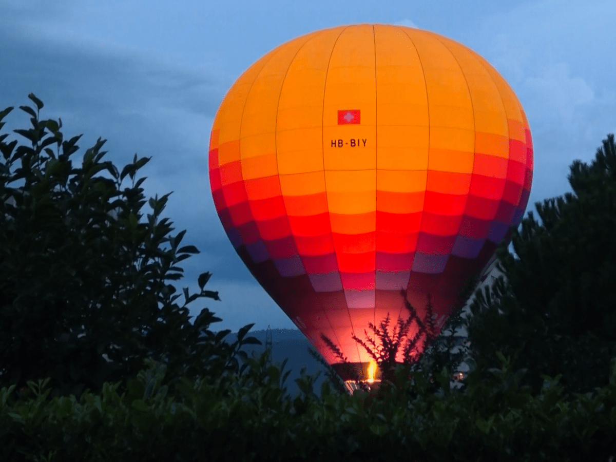 Hot-air balloon